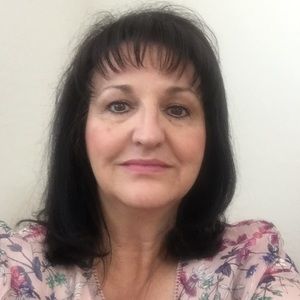 Meet your Posher, Linda